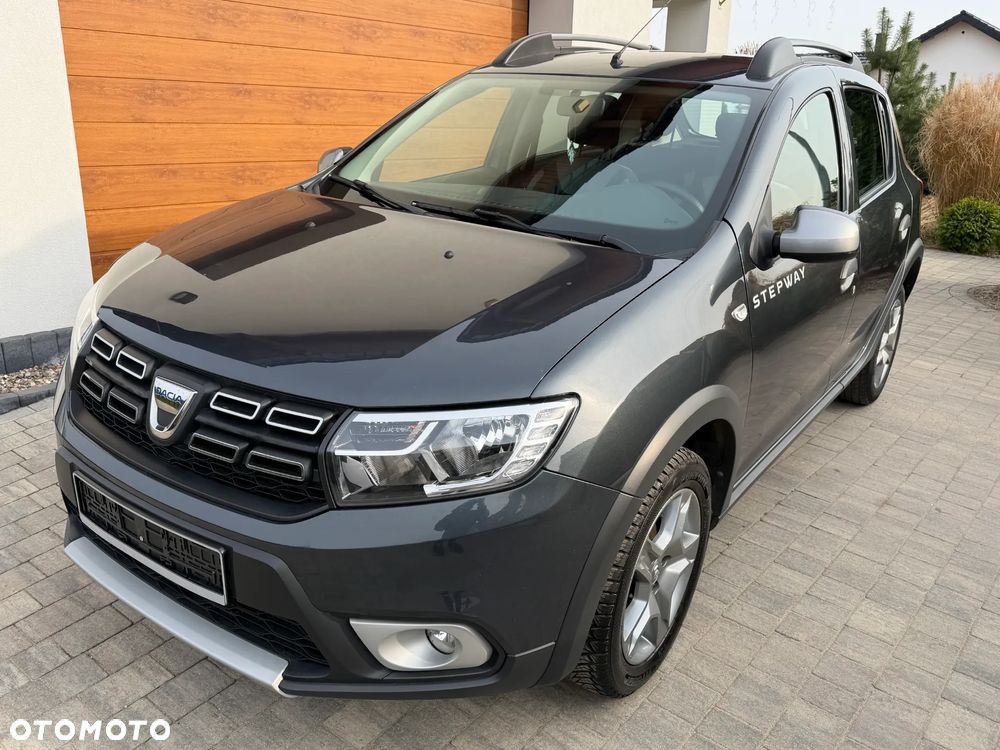 Dacia Sandero Stepway TCe 90 (S&S) Essential - 4