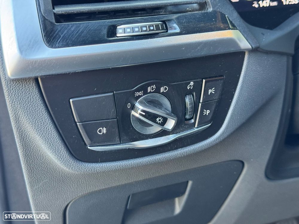BMW iX3 Impressive - 14