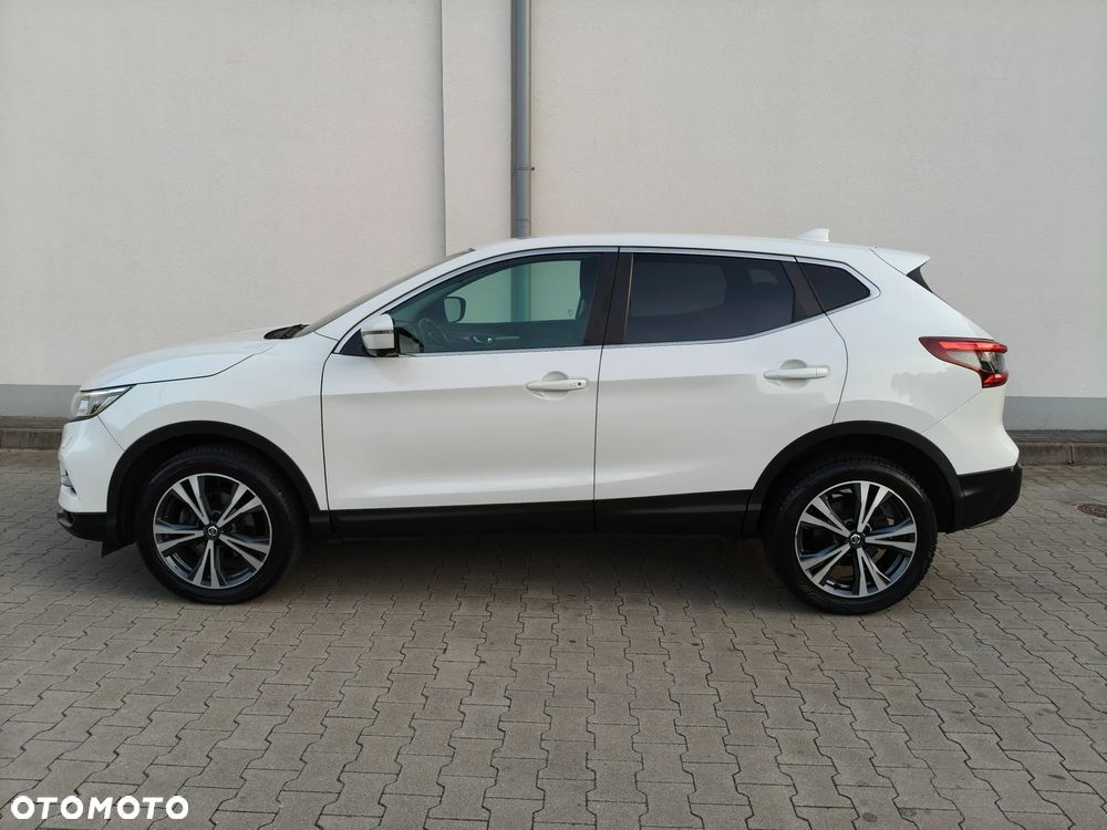 Nissan Qashqai 1.2 DIG-T N-Connecta EU6 - 4