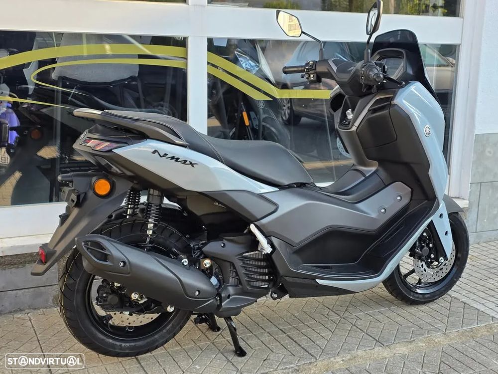 Yamaha NMAX 72euros mes - 6