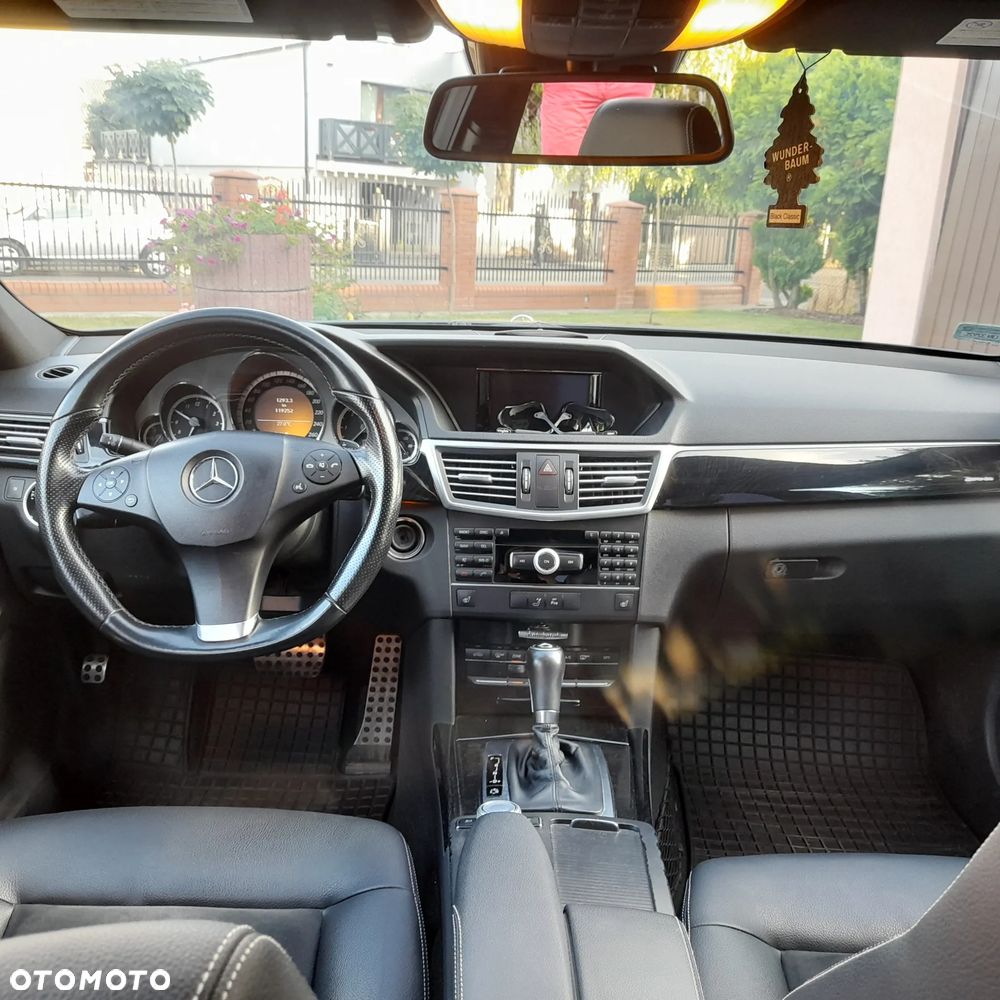 Mercedes-Benz Klasa E 220 CDI BlueEff - 9