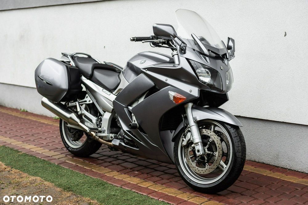 Yamaha FJR - 1