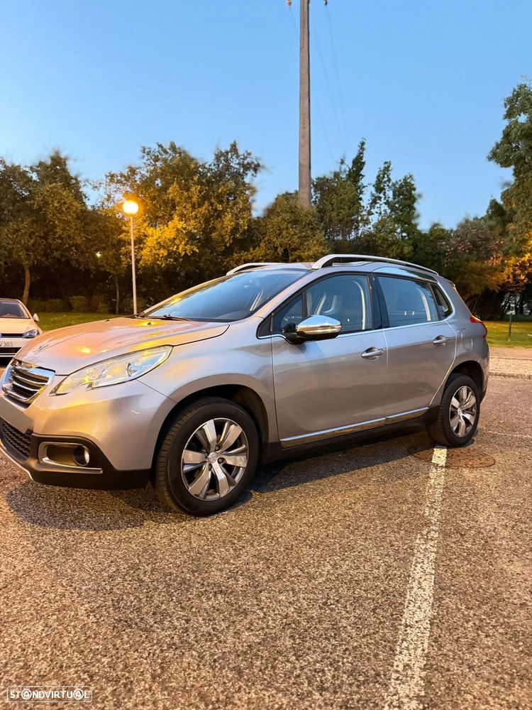 Peugeot 2008 1.2 VTi Allure - 6