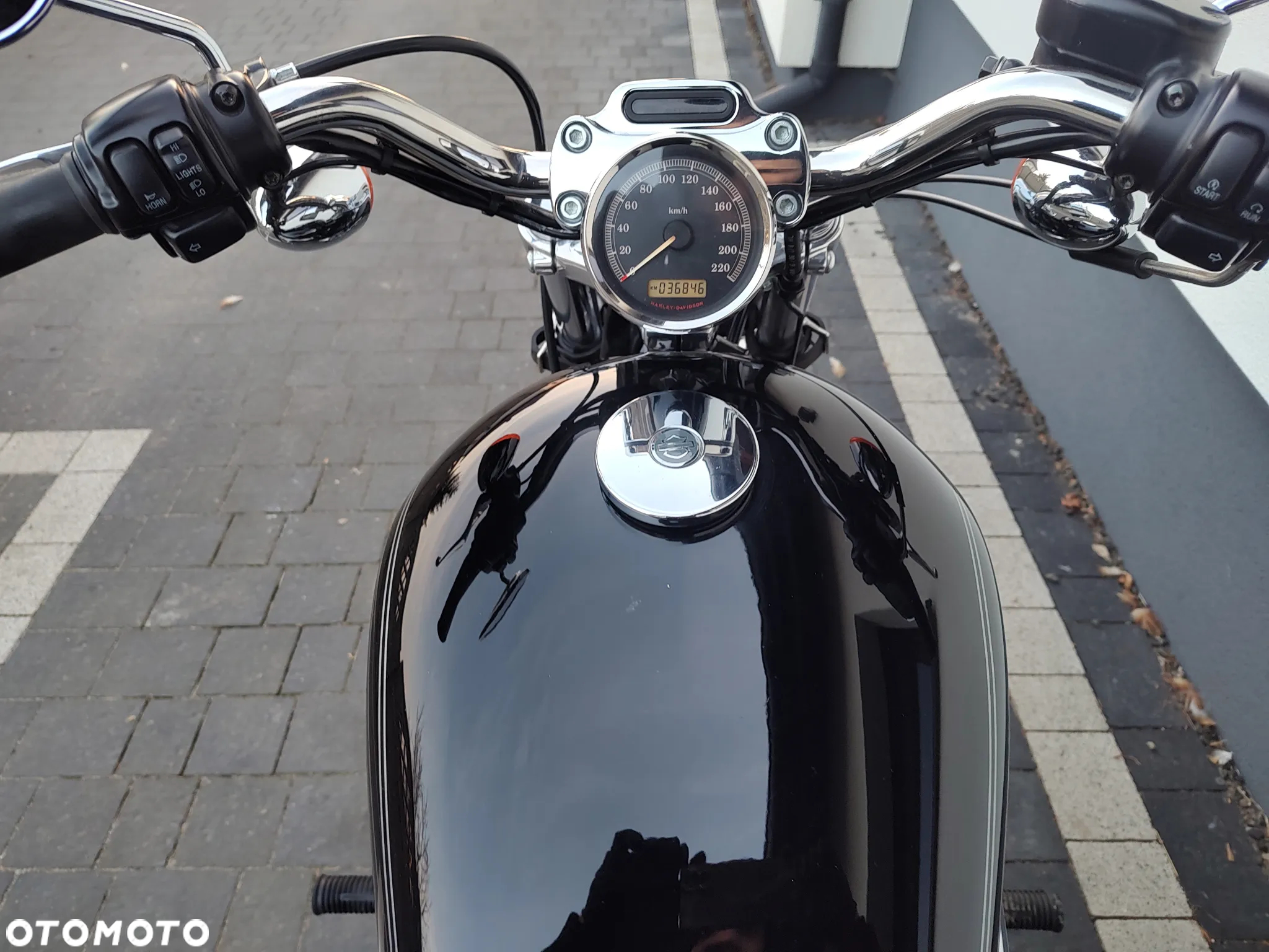 Harley-Davidson Sportster - 24