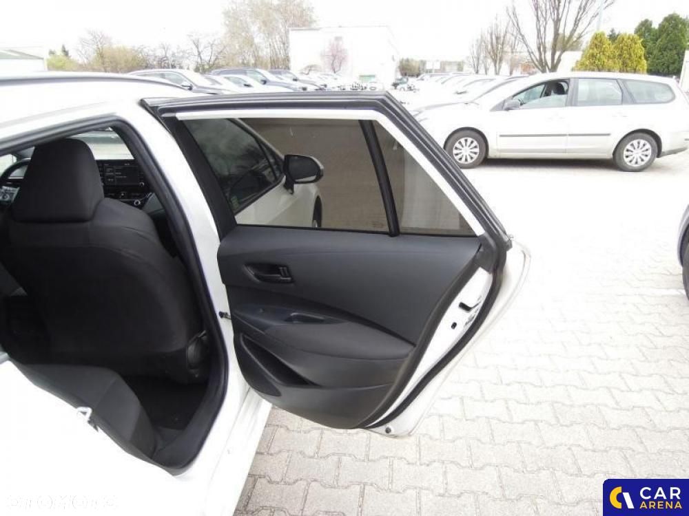 Toyota Corolla 1.2 T Active - 25