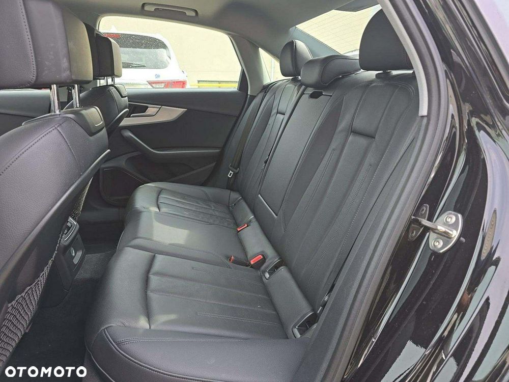 Audi A4 Limousine 45 TFSI quattro S tronic sport - 9