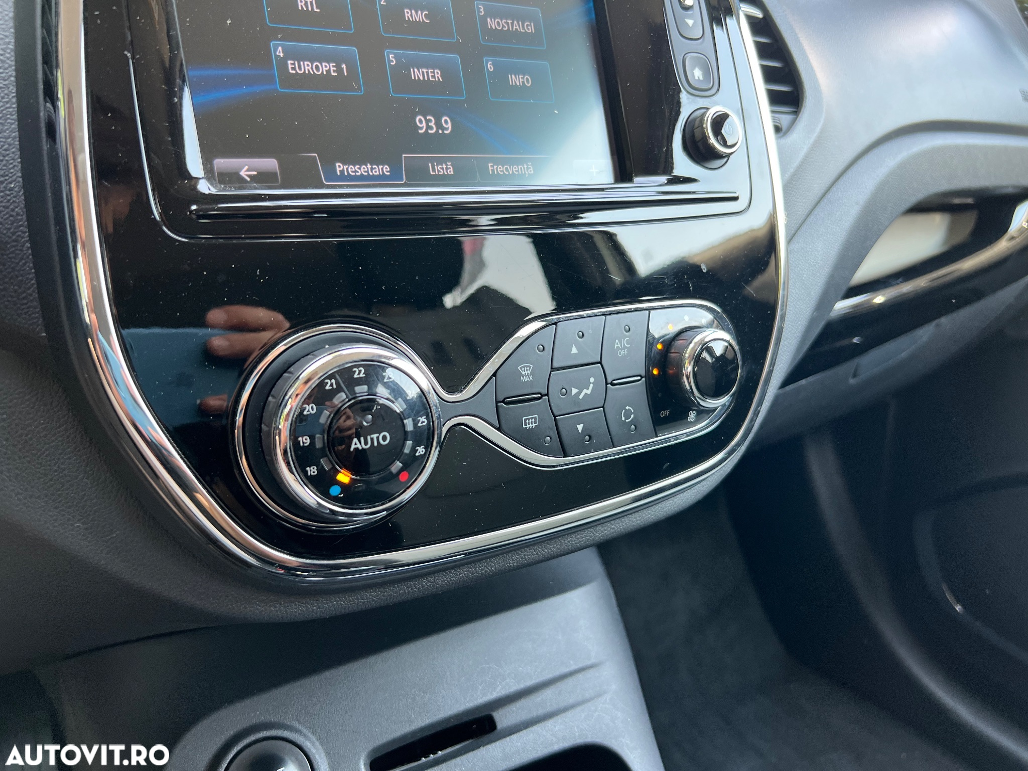 Renault Captur (ENERGY) dCi 90 INTENS - 13