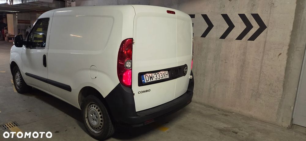 Opel Combo - 13