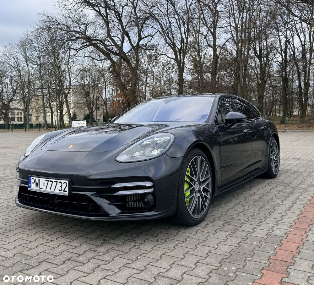 Porsche Panamera Turbo S E-Hybrid - 1