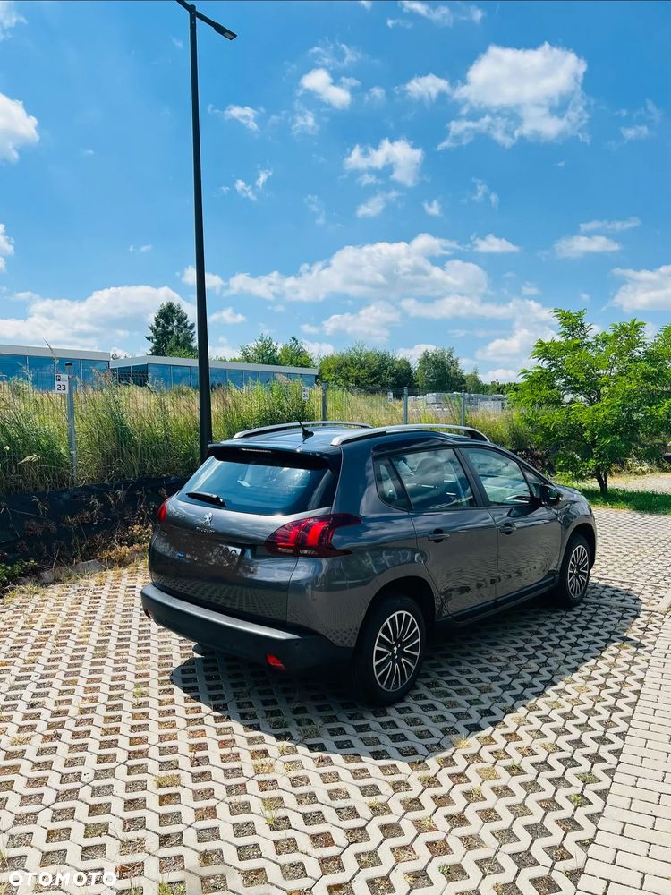 Peugeot 2008 1.2 Pure Tech GPF Active S&S - 4