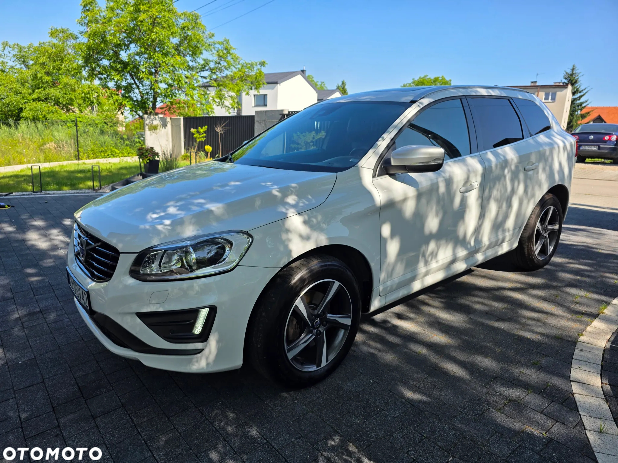 Volvo XC 60 D4 R-Design - 19