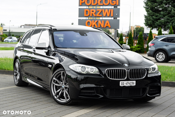 BMW Seria 5 M550d xDrive Touring Sport-Aut