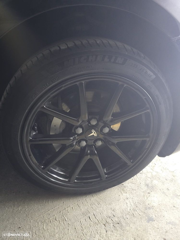 Tesla Model 3 Standard RWD Plus - 5