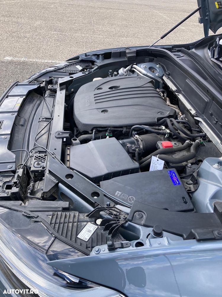 Volvo XC 60 B5 B AWD Core - 33