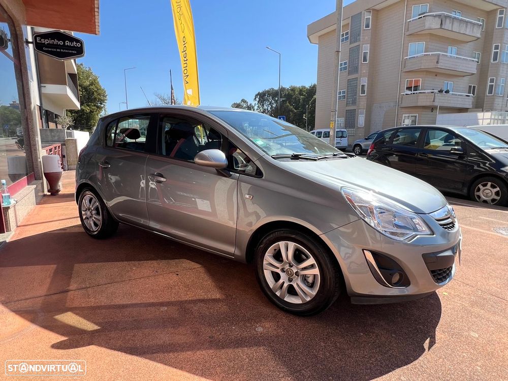 Opel Corsa 1.2 Cosmo - 12