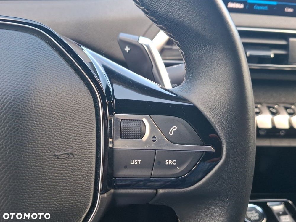 Peugeot 5008 1.2 PureTech mHEV Allure Pack S&S e-DCS6 - 31