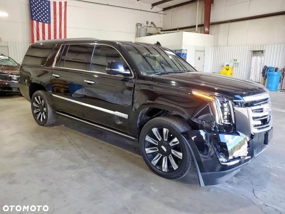 Cadillac Escalade ESV 6.2 V8 AWD AT Platinum - 4