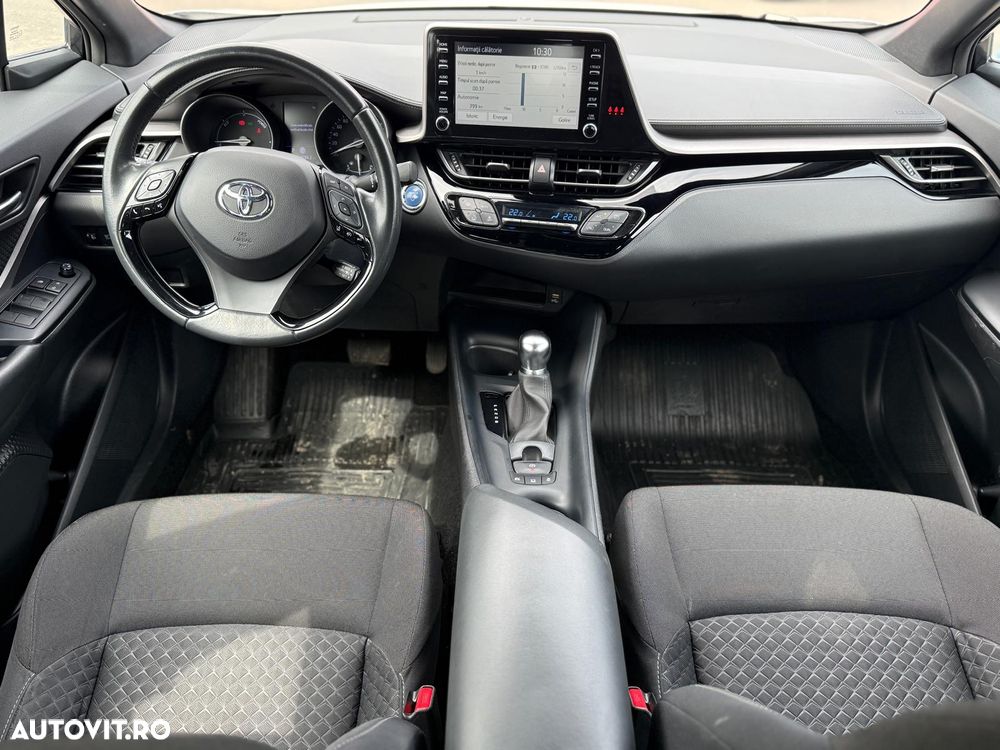 Toyota C-HR - 6