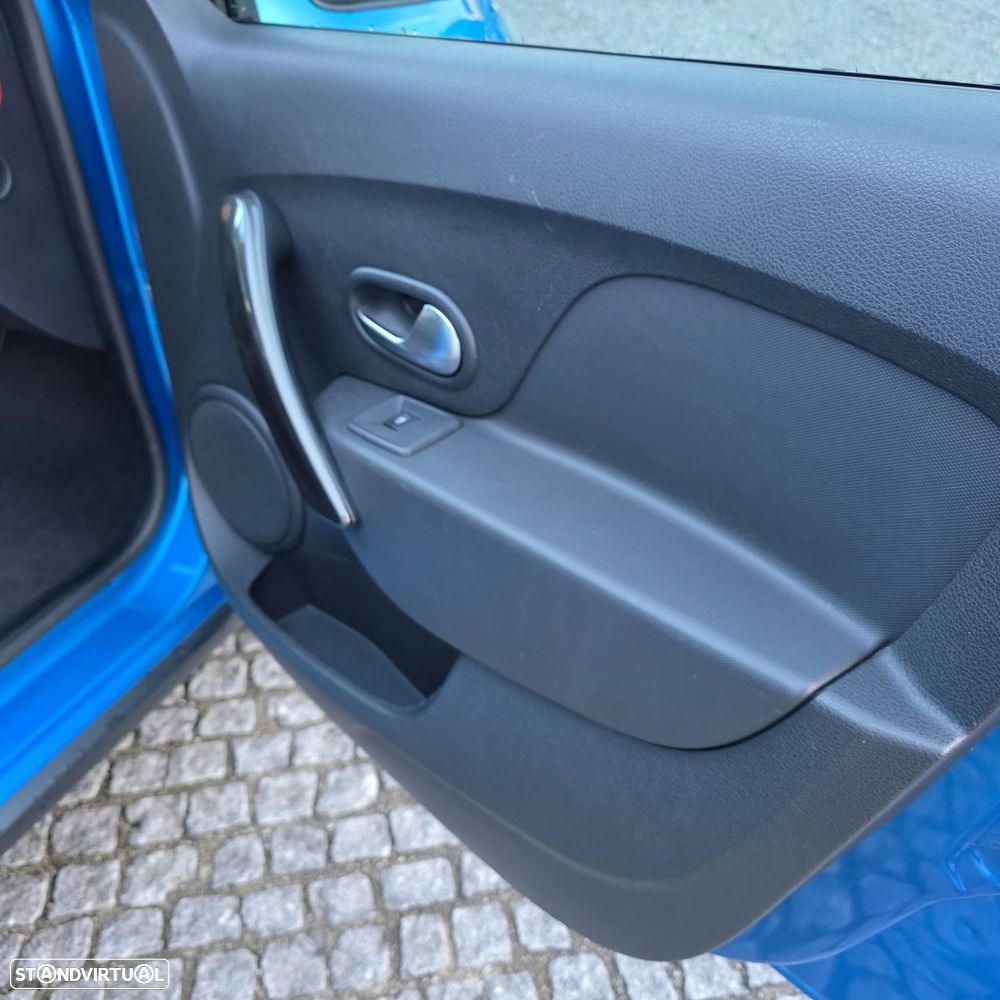 Dacia Sandero Stepway TCe 90 Easy-R Celebration - 33