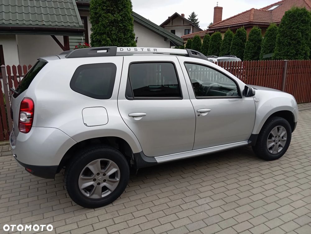 Dacia Duster 1.6 Laureate - 9