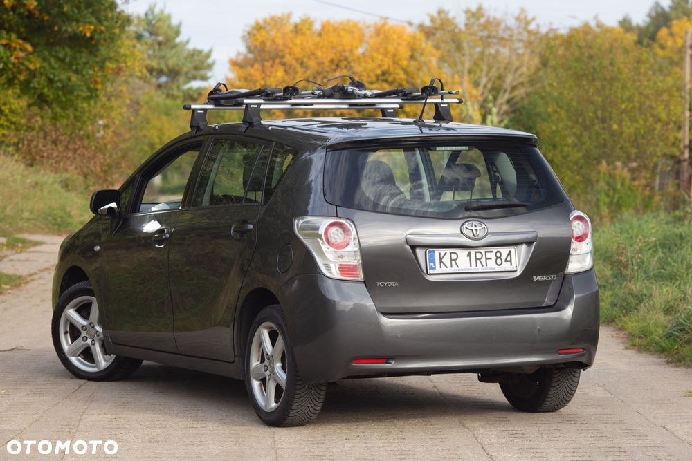 Toyota Verso 1.8 Sol 7os - 7