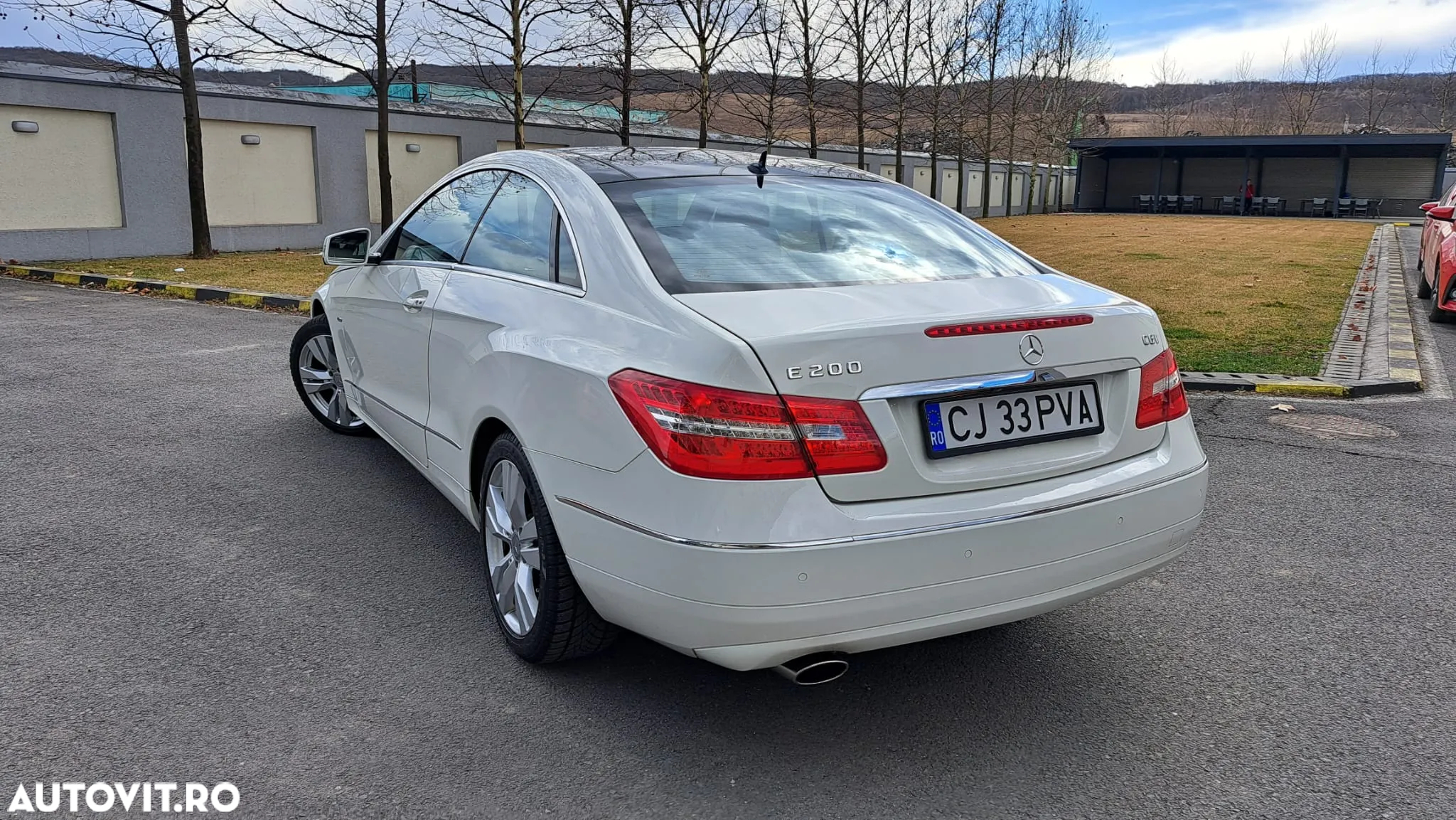 Mercedes-Benz E 200 CGI BlueEfficiency Automatik - 6