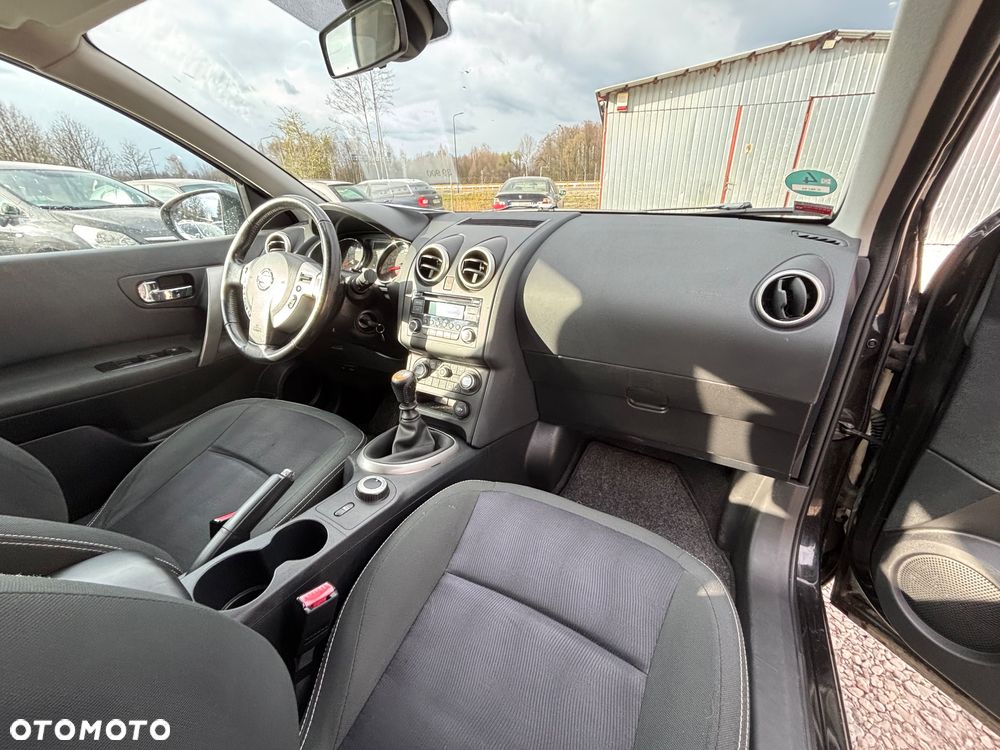Nissan Qashqai 2.0 4x4 Tekna - 24
