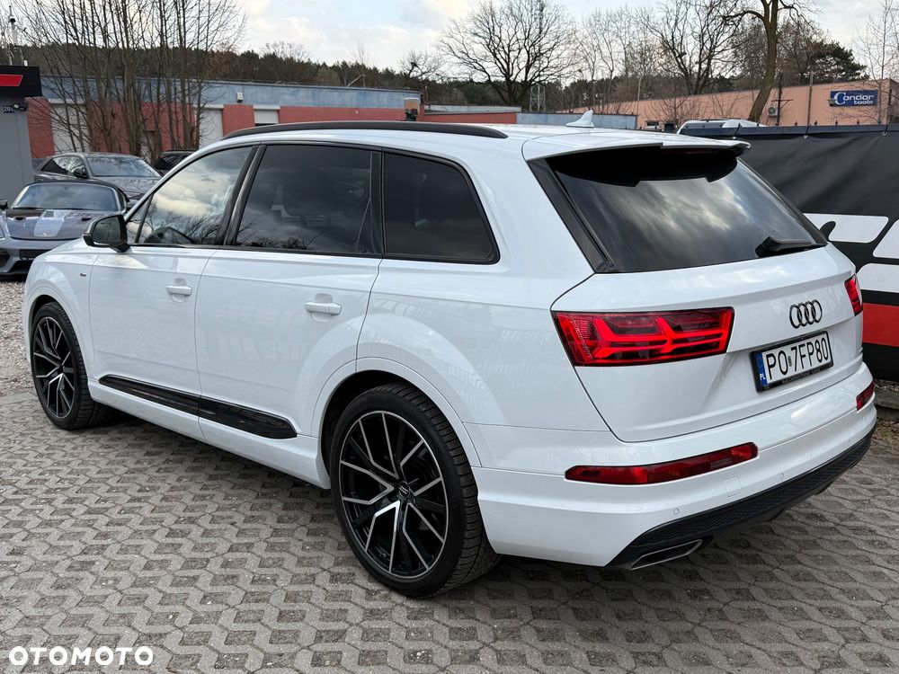 Audi Q7 - 8