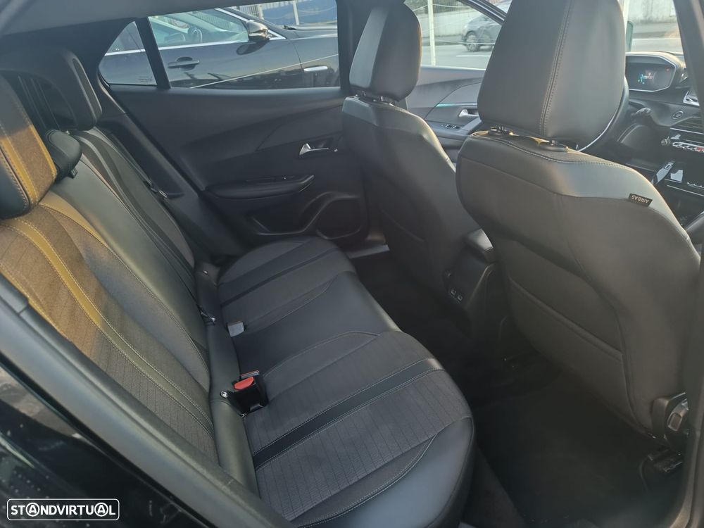 Peugeot e-2008 Allure Pack - 16