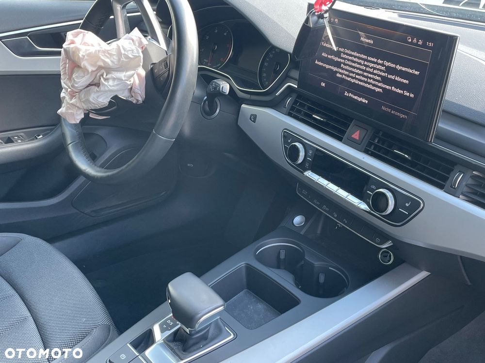 Audi A4 Avant 40 TDI quattro S tronic - 9
