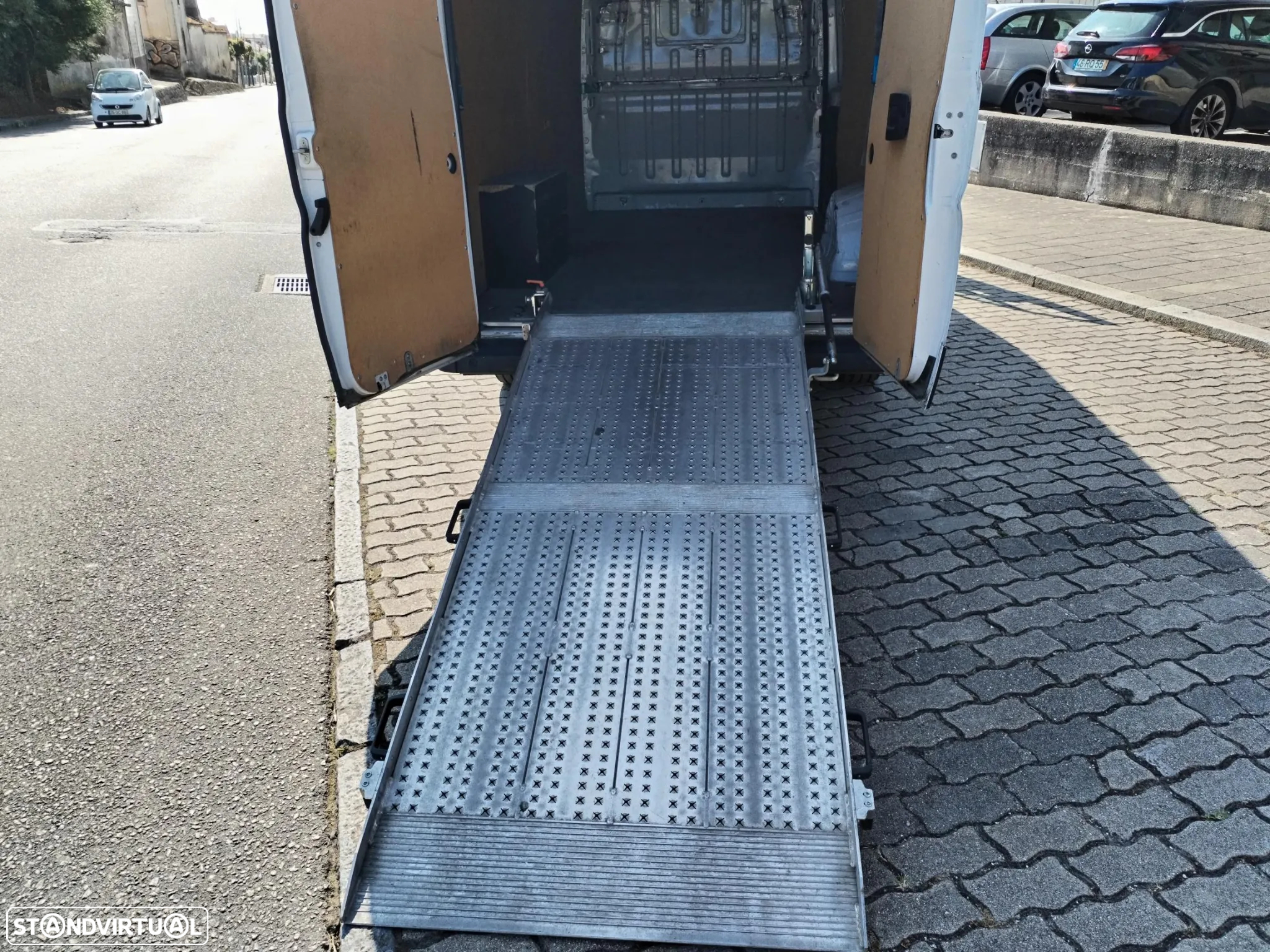 Peugeot Boxer 2.2HDI L4H4 já c/ IVA - 15