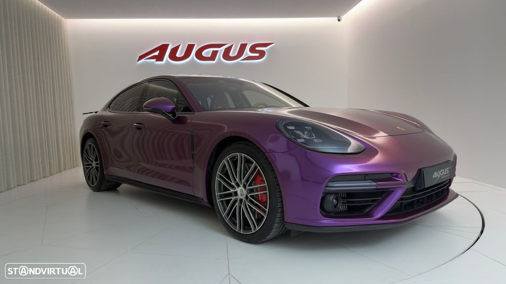 Porsche Panamera Turbo - 1