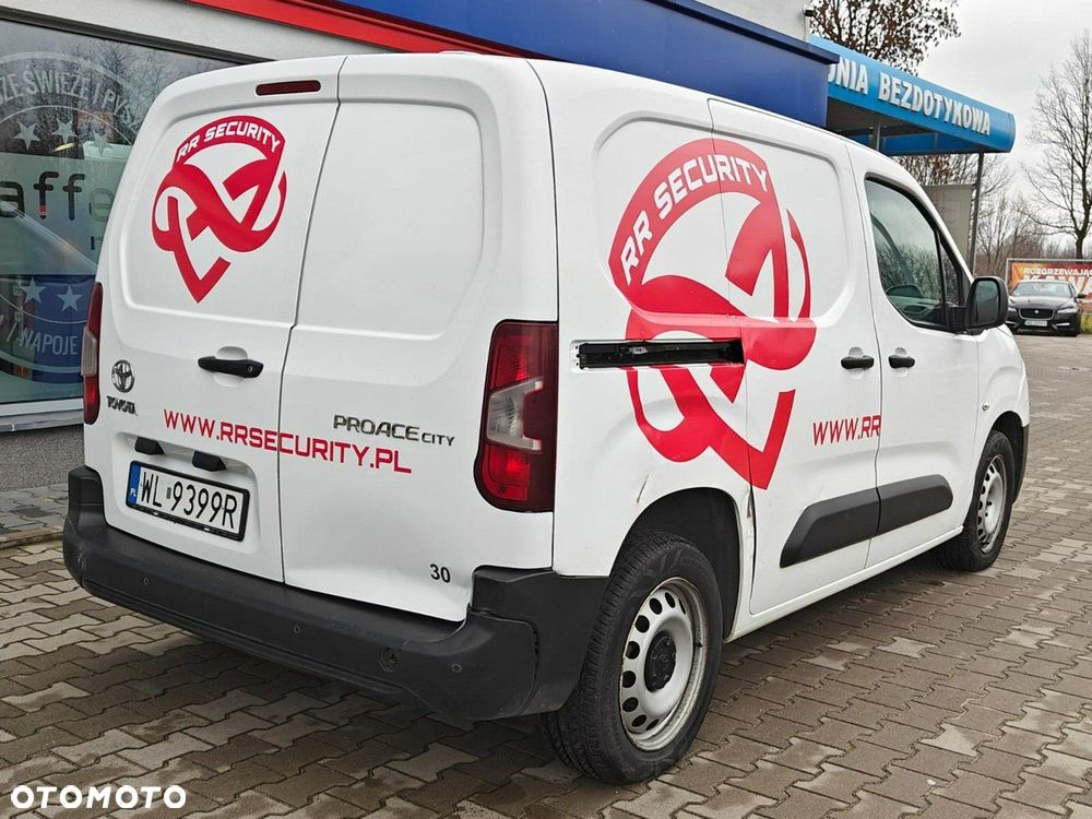 Toyota Proace City - 7