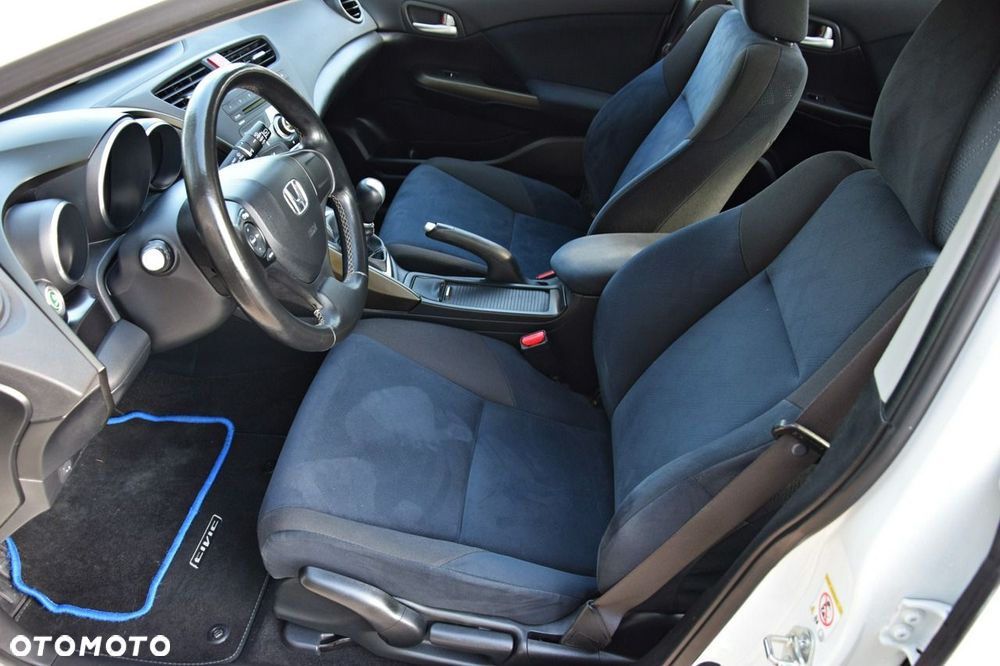 Honda Civic 1.4 i-VTEC Elegance - 28