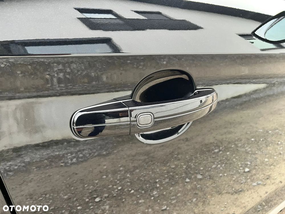 Ford Kuga 2.0 TDCi 4x4 Individual - 36