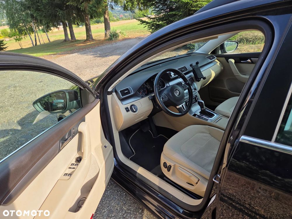 Volkswagen Passat 2.0 TDI DPF Comfortline DSG - 10