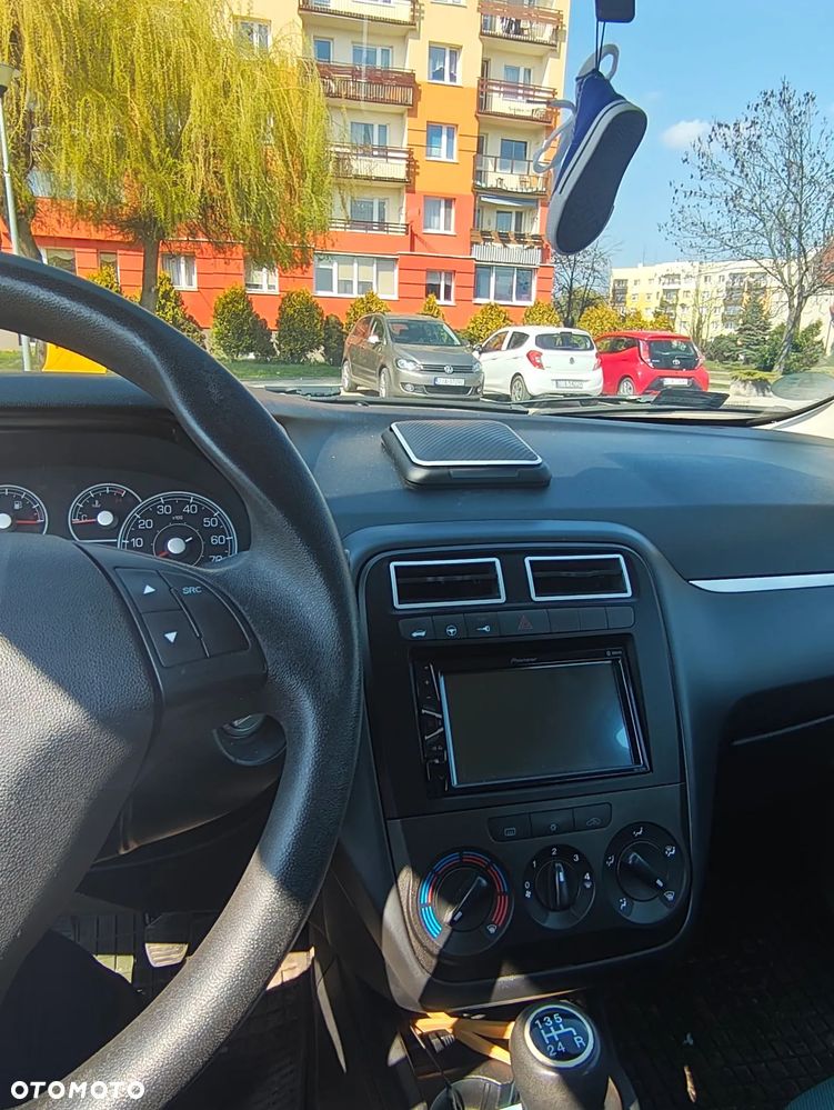 Fiat Grande Punto 1.4 8V - 5