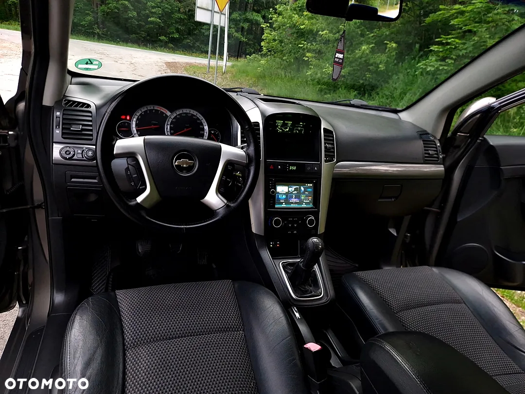Chevrolet Captiva 2.4 2WD 7 Sitzer LS Family Edition - 37