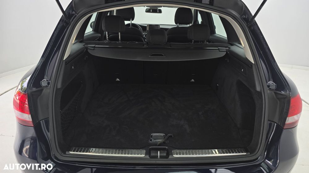 Mercedes-Benz GLC 250 d 4MATIC - 23