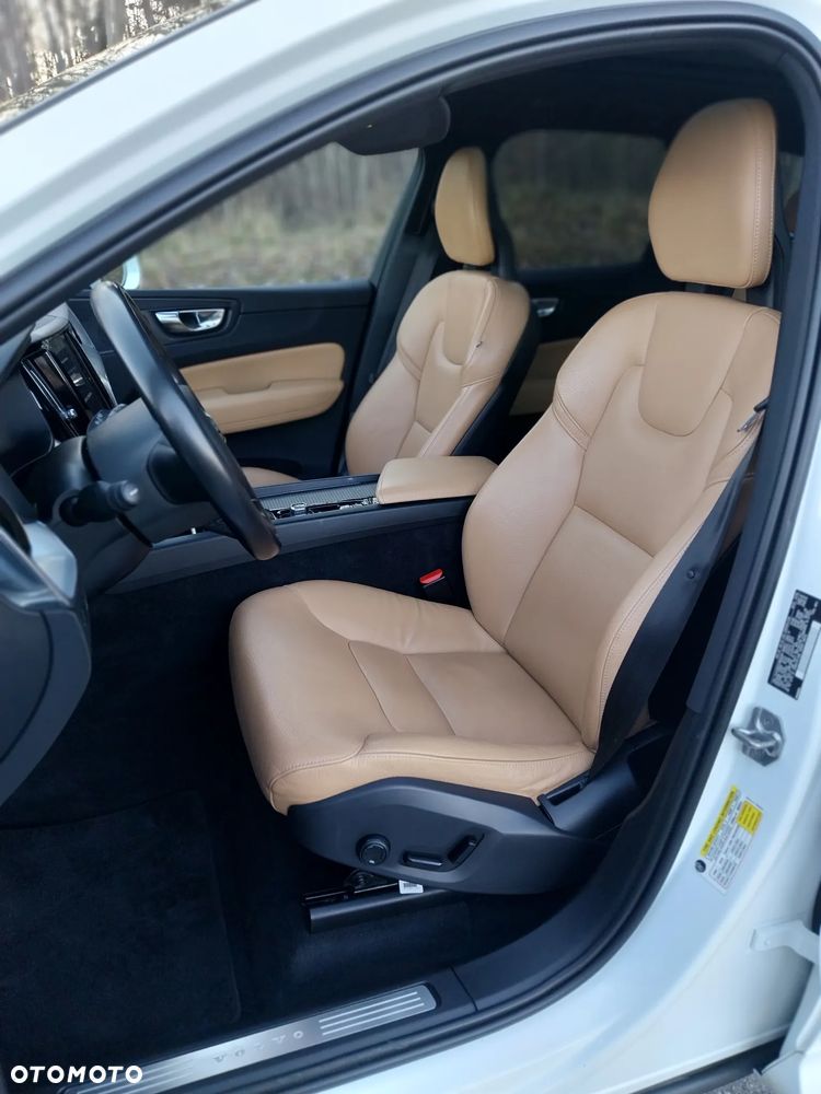 Volvo XC 60 T6 AWD Momentum - 18