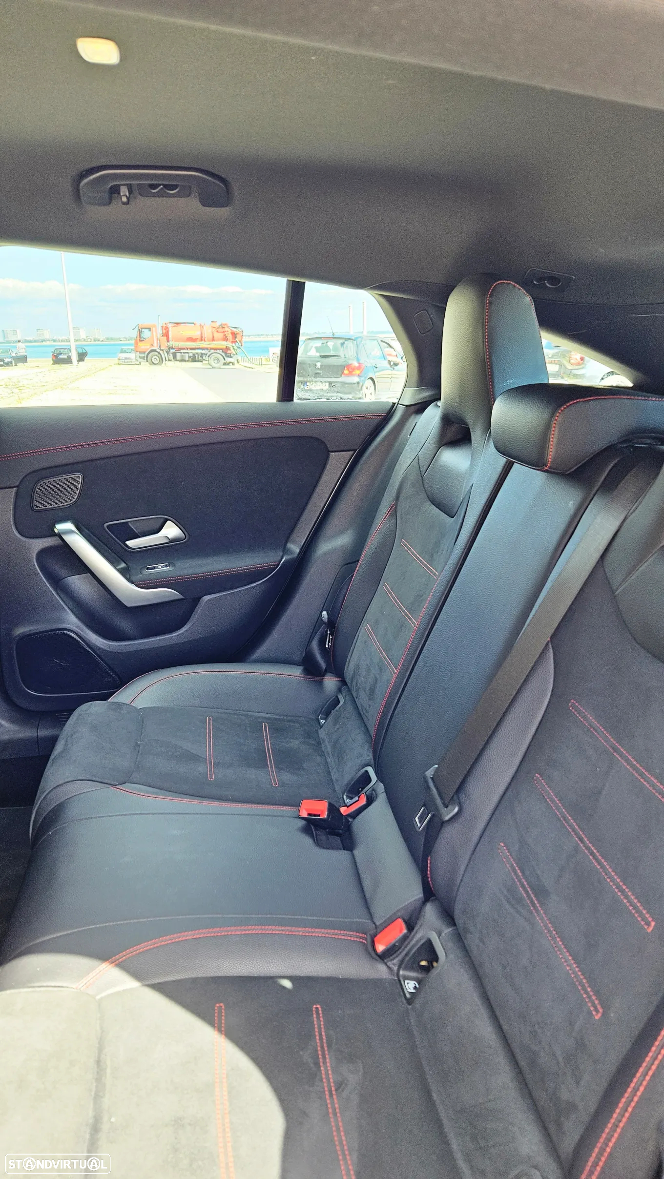 Mercedes-Benz CLA 220 d Shooting Brake AMG Line Aut. - 10