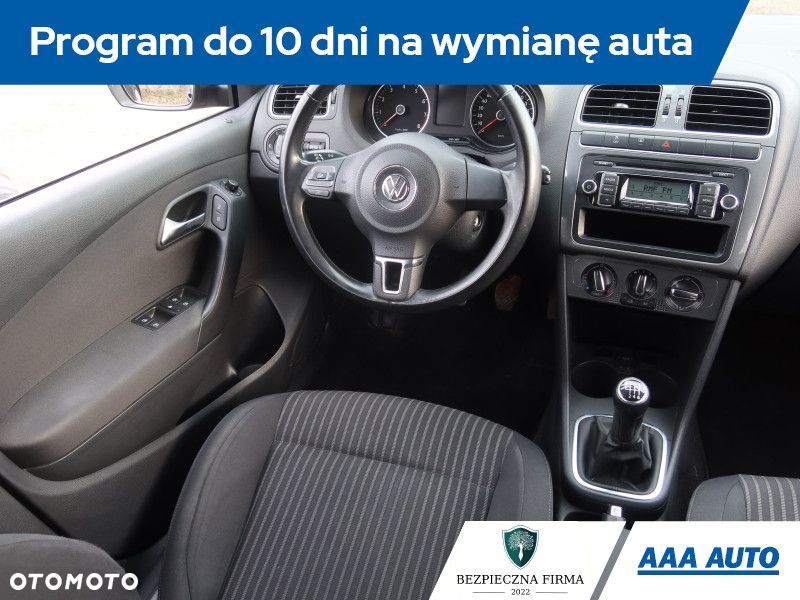 Volkswagen Polo - 9