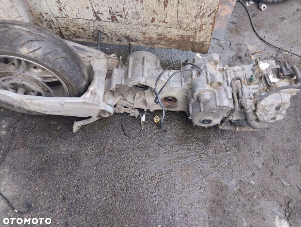suzuki burgman 650 02-12 silnik - 6