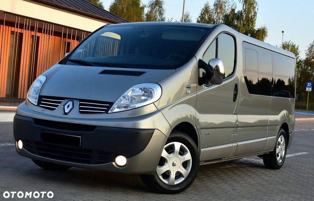 Renault Trafic Grand Passenger Pack Clim - 23