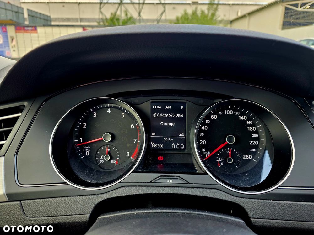 Volkswagen Passat 1.4 TSI BlueMotion Technology DSG Comfortline - 10