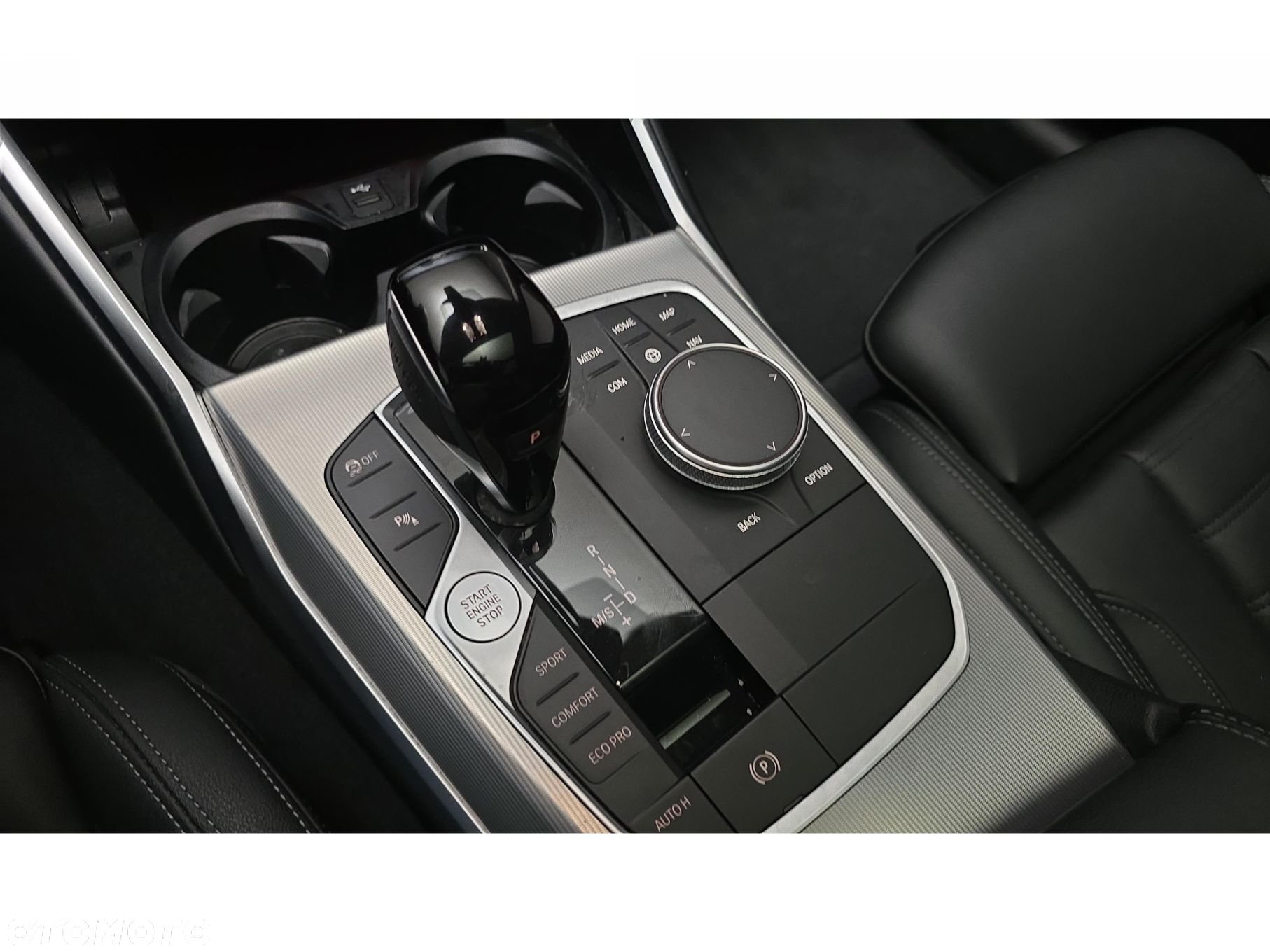 BMW Seria 3 320d xDrive Luxury Line - 22