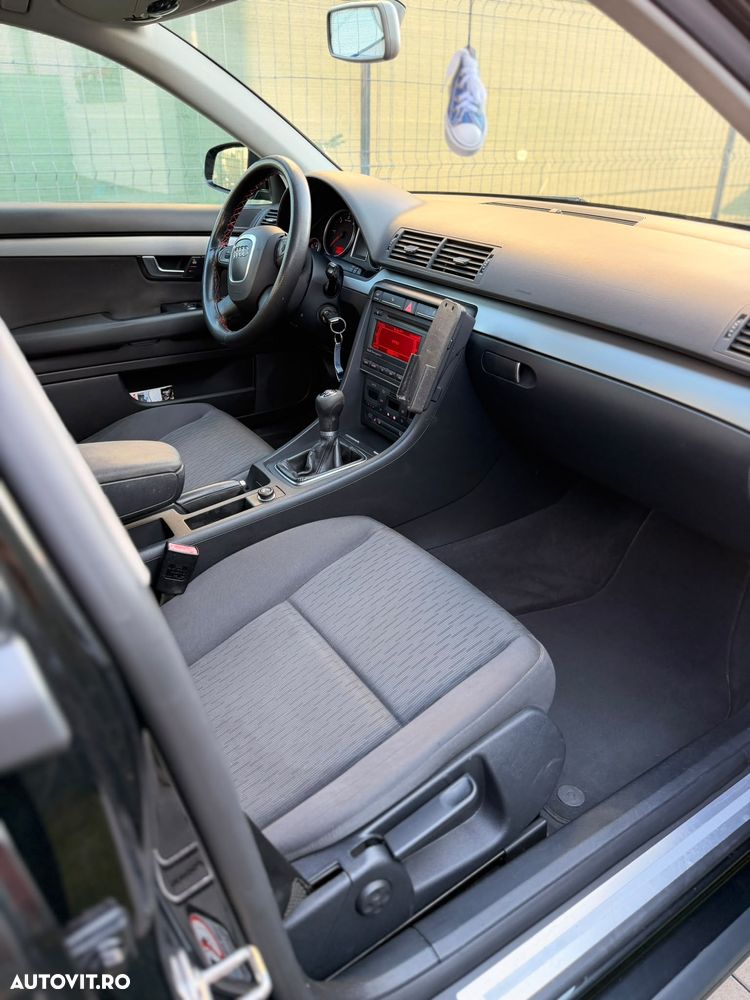 Audi A4 Limuzina - 8