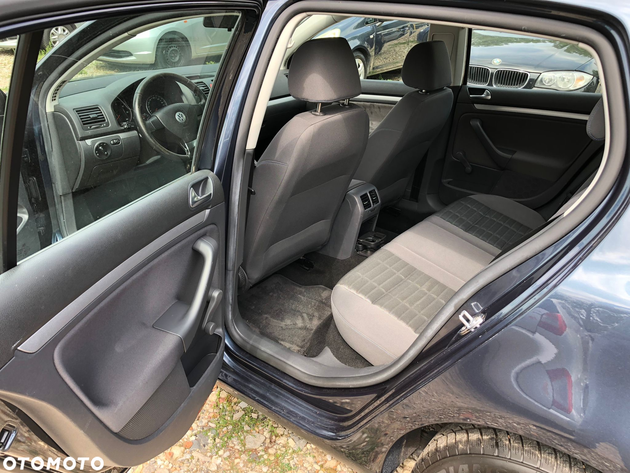 Volkswagen Golf 2.0 TDI DSG Sportline - 11
