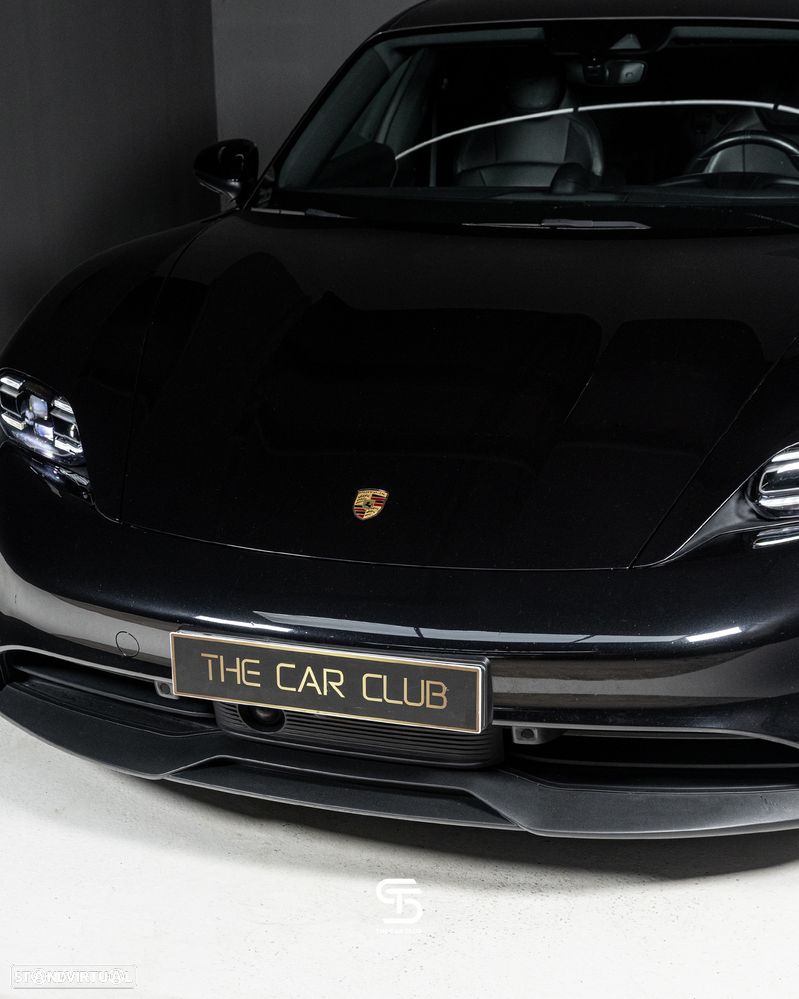 Porsche Taycan GTS - 14