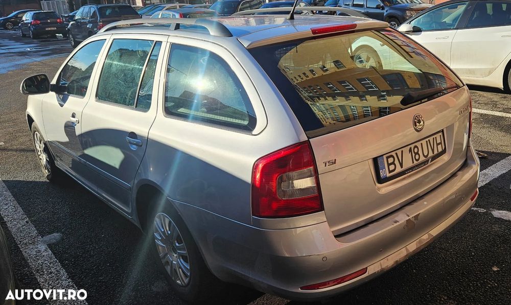 Skoda Octavia 1.8 TSI FAMILY - 2